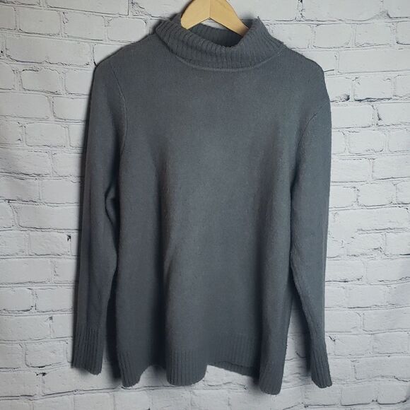 Hasting & Smith Gray Turtleneck Sweater - Picture 1 of 6